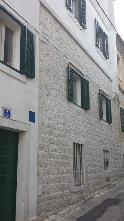 Nina Apartment Split Rom bilde